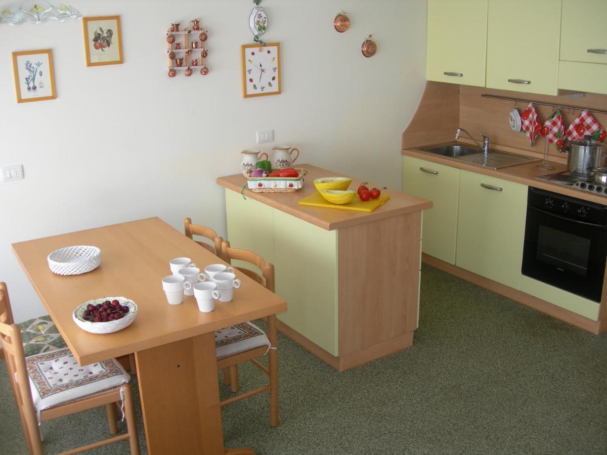 Appartamenti Vacanze Casa -Residence Albare - Check In Vacanze Casa - Marilleva 900 Ngoại thất bức ảnh
