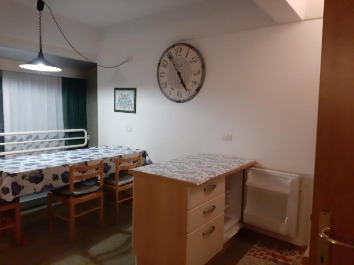 Appartamenti Vacanze Casa -Residence Albare - Check In Vacanze Casa - Marilleva 900 Ngoại thất bức ảnh